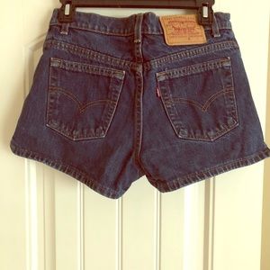 levi’s high waisted shorts